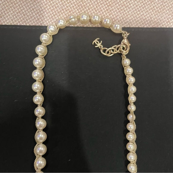 Authentic Chanel Pearl Necklace Double Strand Gold Tone - Picture 4 of 7